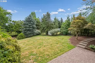 19142 Suncrest Dr, West Linn, OR 97068 - Photo 13