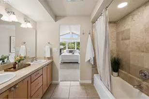 19142 Suncrest Dr, West Linn, OR 97068 - Photo 21