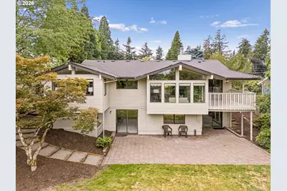 19142 Suncrest Dr, West Linn, OR 97068 - Photo 1