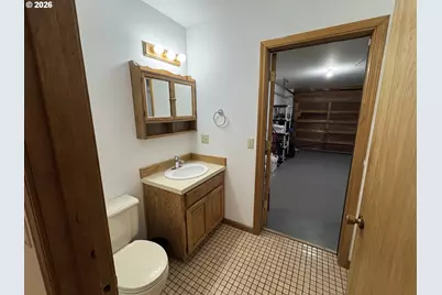 215 N Mill St, Goldendale, WA 98620 - Photo 21