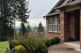 255 Astro Dr, Kelso, WA 98626 - Photo 7