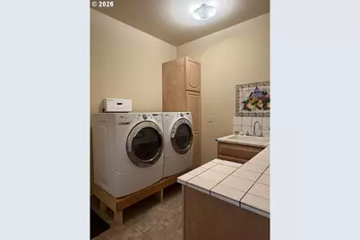 255 Astro Dr, Kelso, WA 98626 - Photo 25