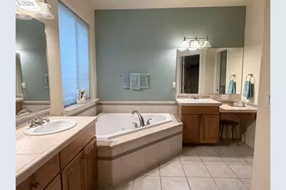 255 Astro Dr, Kelso, WA 98626 - Photo 21