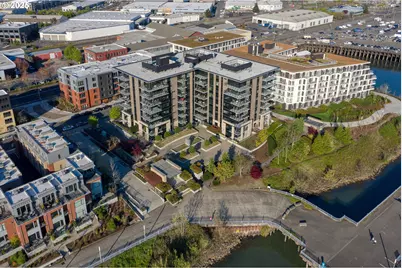 1830 NW Riverscape St #405, Portland, OR 97209 - Photo 3