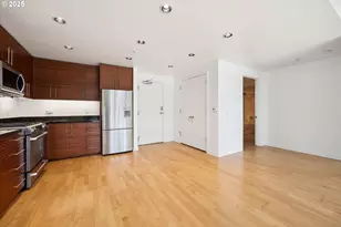 1830 NW Riverscape St, Portland, OR 97209 - Photo 21