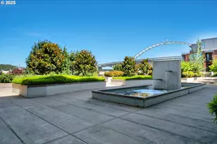 1830 NW Riverscape St, Portland, OR 97209 - Photo 7