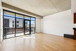 1830 NW Riverscape St, Portland, OR 97209 - Photo 13