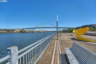 1830 NW Riverscape St, Portland, OR 97209 - Photo 7