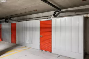 1830 NW Riverscape St, Portland, OR 97209 - Photo 37