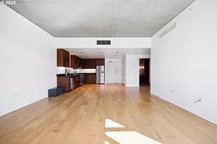 1830 NW Riverscape St, Portland, OR 97209 - Photo 15