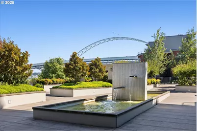 1830 NW Riverscape St #405, Portland, OR 97209 - Photo 37