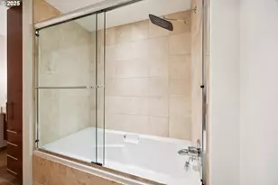 1830 NW Riverscape St, Portland, OR 97209 - Photo 29