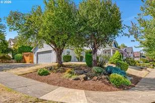 1412 Crestview Dr, Silverton, OR 97381 - Photo 3