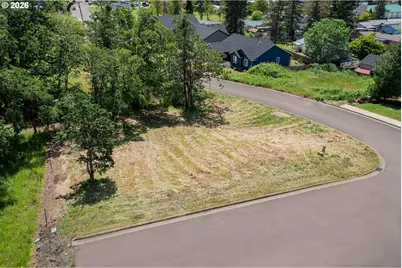 06100 N Hyland Ln, Lowell, OR 97452 - Photo 3