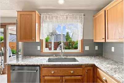 504 N Lark Dr, Ridgefield, WA 98642 - Photo 13
