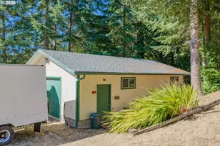 56788 Cougar Rd, Coquille, OR 97423 - Photo 5