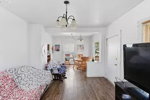 1963 Broadway Ave, North Bend, OR 97459 - Photo 7