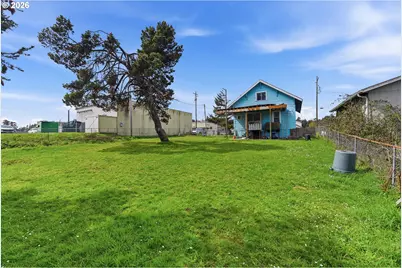 1963 Broadway Ave, North Bend, OR 97459 - Photo 37