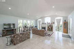 1920 Cochrane Ln, Dallas, OR 97338 - Photo 9