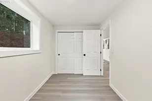 9905 NW 4th Ave, Vancouver, WA 98685 - Photo 31