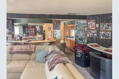 508 Cattle Dr, Roseburg, OR 97470 - Photo 7