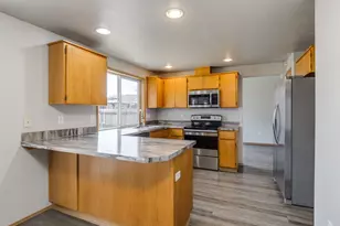 16312 NE 72nd Cir, Vancouver, WA 98682 - Photo 9