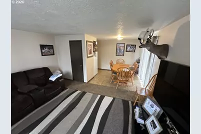 4561 Chippewa Ct, Salem, OR 97317 - Photo 5