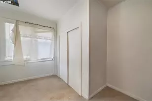 740 S 6th St, Cottage Grove, OR 97424 - Photo 17