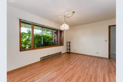 515 SW Brockwood Ave, McMinnville, OR 97128 - Photo 7