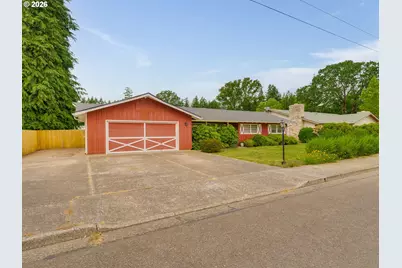 515 SW Brockwood Ave, McMinnville, OR 97128 - Photo 3