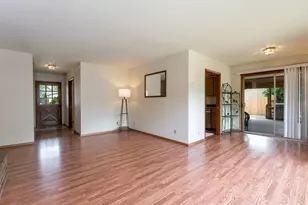 515 SW Brockwood Ave, McMinnville, OR 97128 - Photo 13