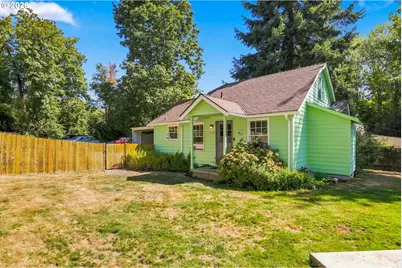 2320 SW Dolph Ct, Portland, OR 97219 - Photo 23