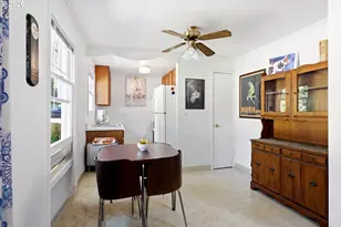 2320 SW Dolph Ct, Portland, OR 97219 - Photo 7