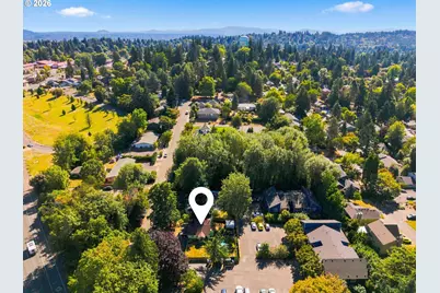 2320 SW Dolph Ct, Portland, OR 97219 - Photo 31