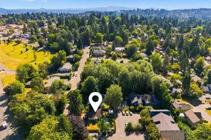 2320 SW Dolph Ct, Portland, OR 97219 - Photo 31