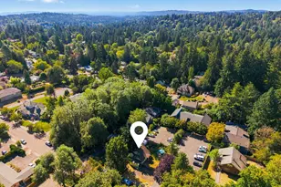 2320 SW Dolph Ct, Portland, OR 97219 - Photo 29