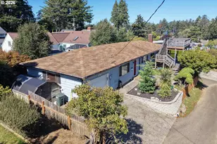 1391 Bayview St, North Bend, OR 97459 - Photo 3