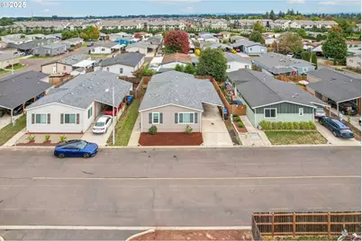 5266 Crystal St NE #233, Salem, OR 97305 - Photo 3