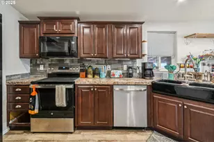 5266 Crystal St NE, Salem, OR 97305 - Photo 13