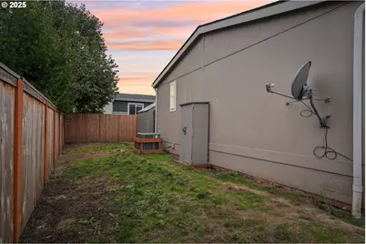 5266 Crystal St NE #233, Salem, OR 97305 - Photo 29