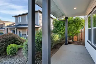 1040 Donna Lynn Way, Gladstone, OR 97027 - Photo 7