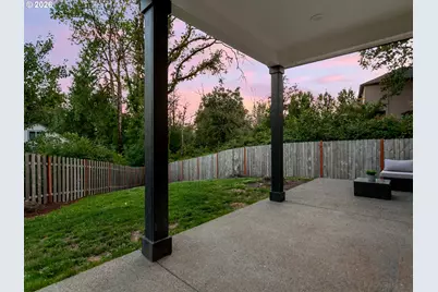 1040 Donna Lynn Way, Gladstone, OR 97027 - Photo 11