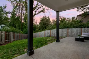1040 Donna Lynn Way, Gladstone, OR 97027 - Photo 11