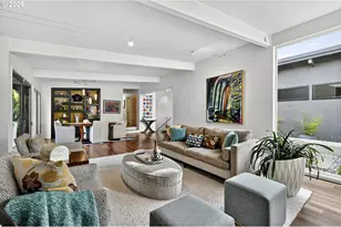 6736 SW Hamilton Ct, Portland, OR 97225 - Photo 7