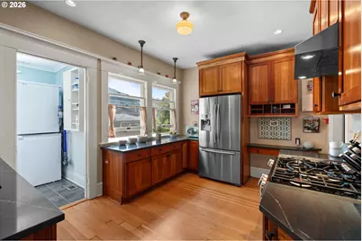 3554 NE 26th Ave, Portland, OR 97212 - Photo 17