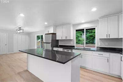 703 NW 117th St, Vancouver, WA 98685 - Photo 17