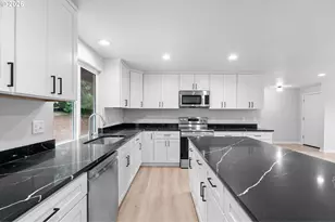 703 NW 117th St, Vancouver, WA 98685 - Photo 19