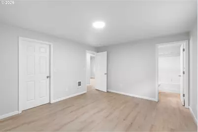 703 NW 117th St, Vancouver, WA 98685 - Photo 33
