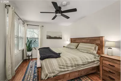 5921 SW 45th Ave, Portland, OR 97221 - Photo 13
