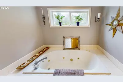 442 N Bridgeton Rd, Portland, OR 97217 - Photo 21
